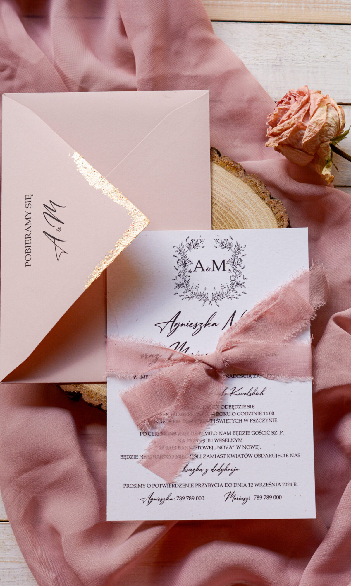 Złocone minimalistyczne zaproszenia ślubne Wz-29