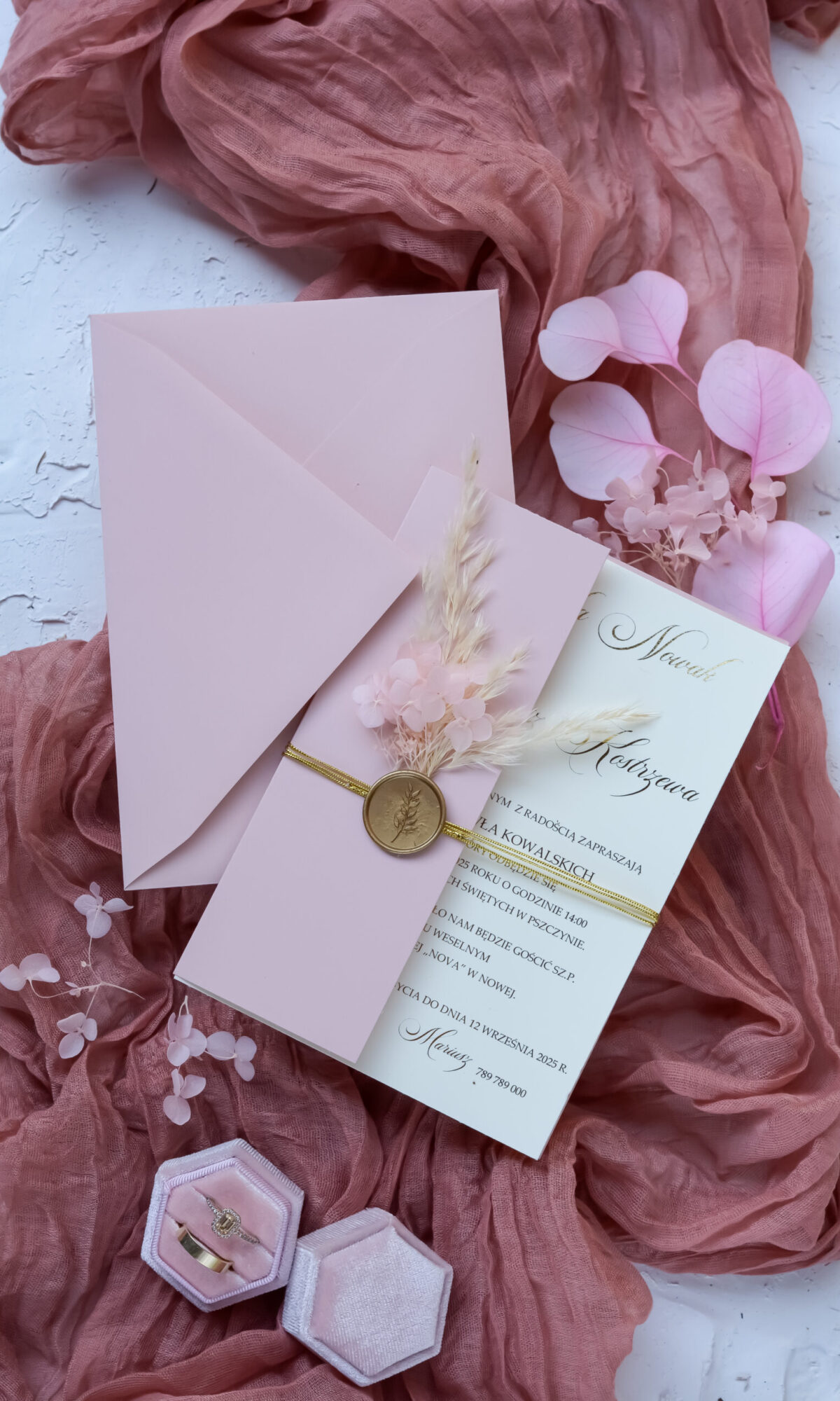 Nowoczesne zaproszenia ślubne z trawą pampasową Wz- 59