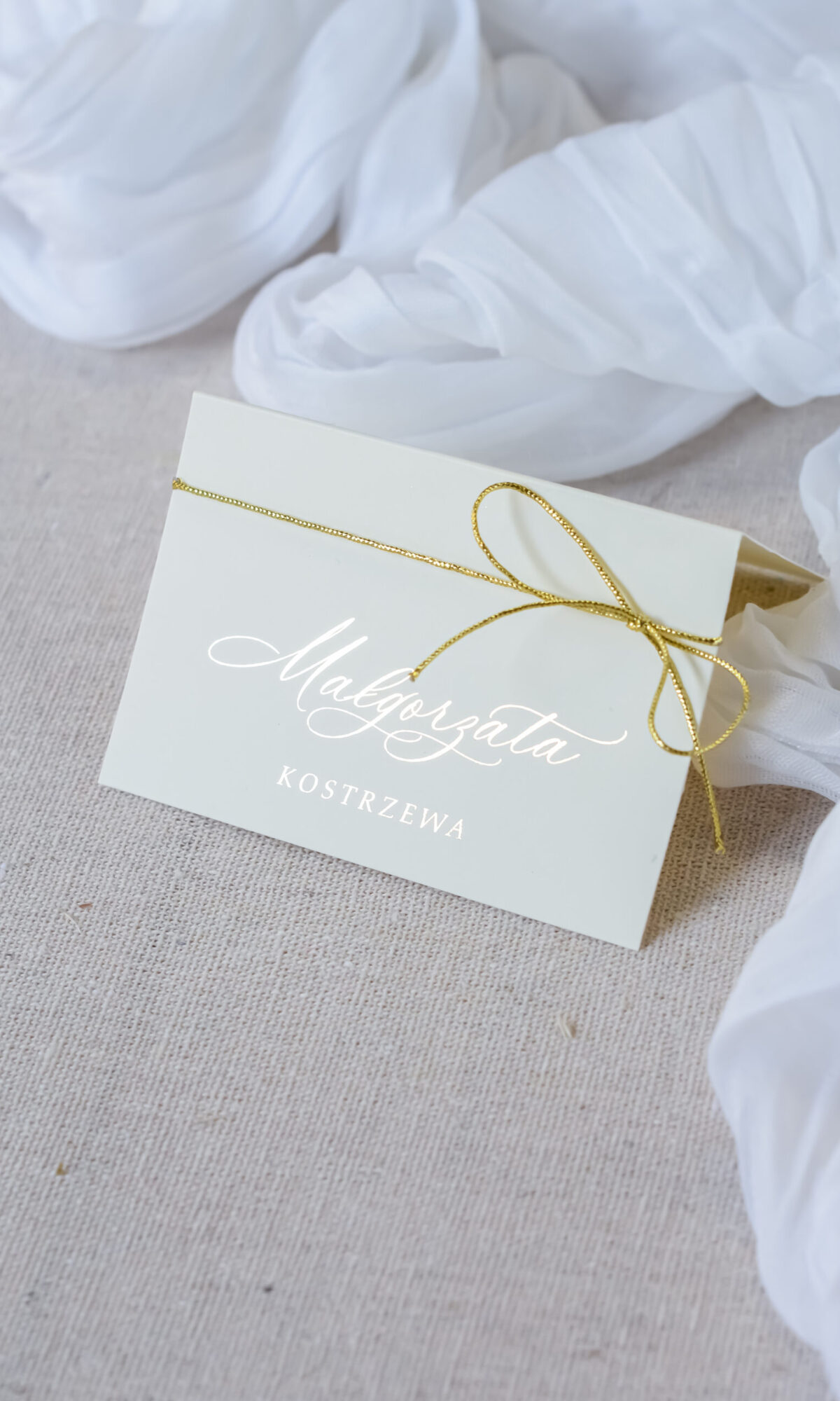 Winietki złocone z kokardką WI-14