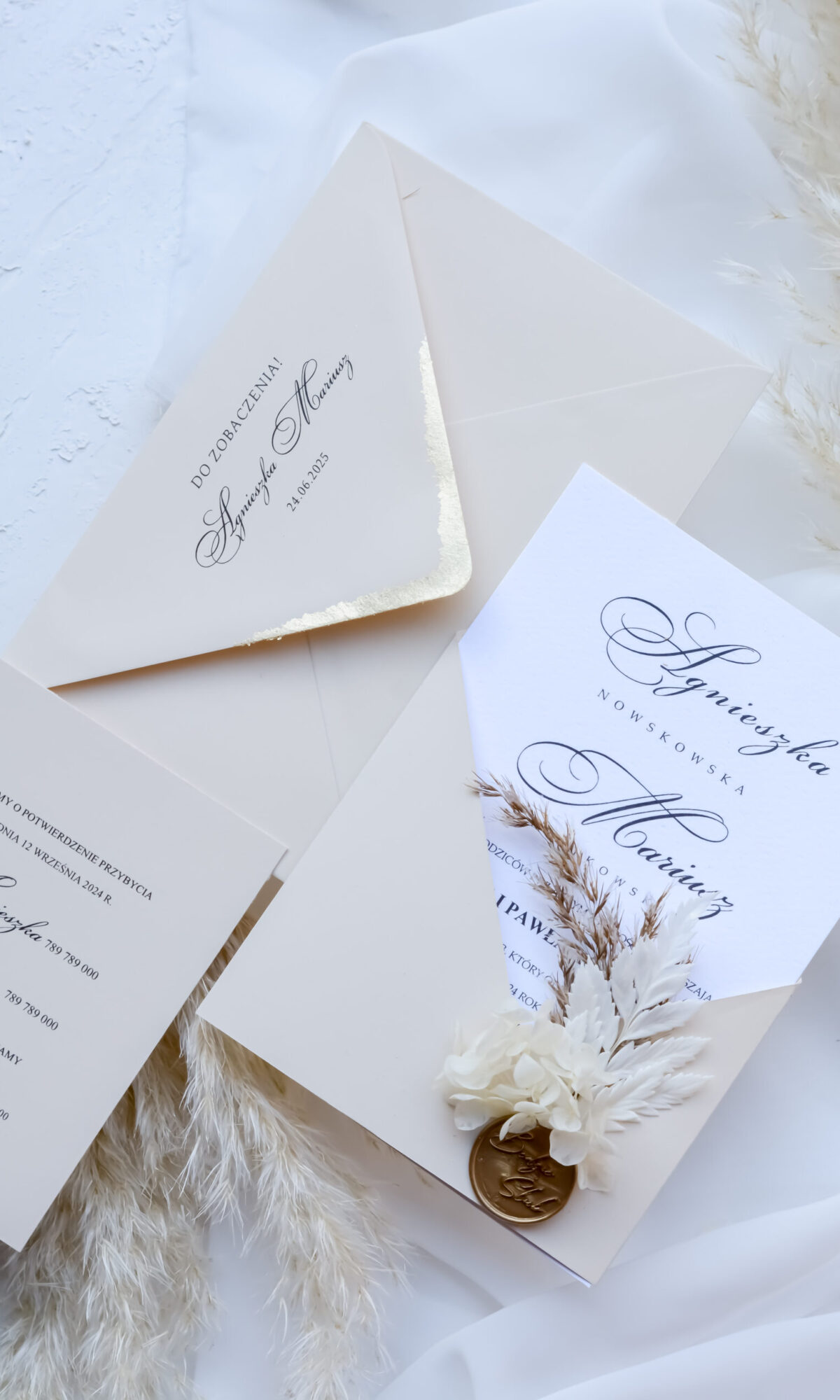 Zaproszenia ślubne z suszonymi kwiatkami Wz-48