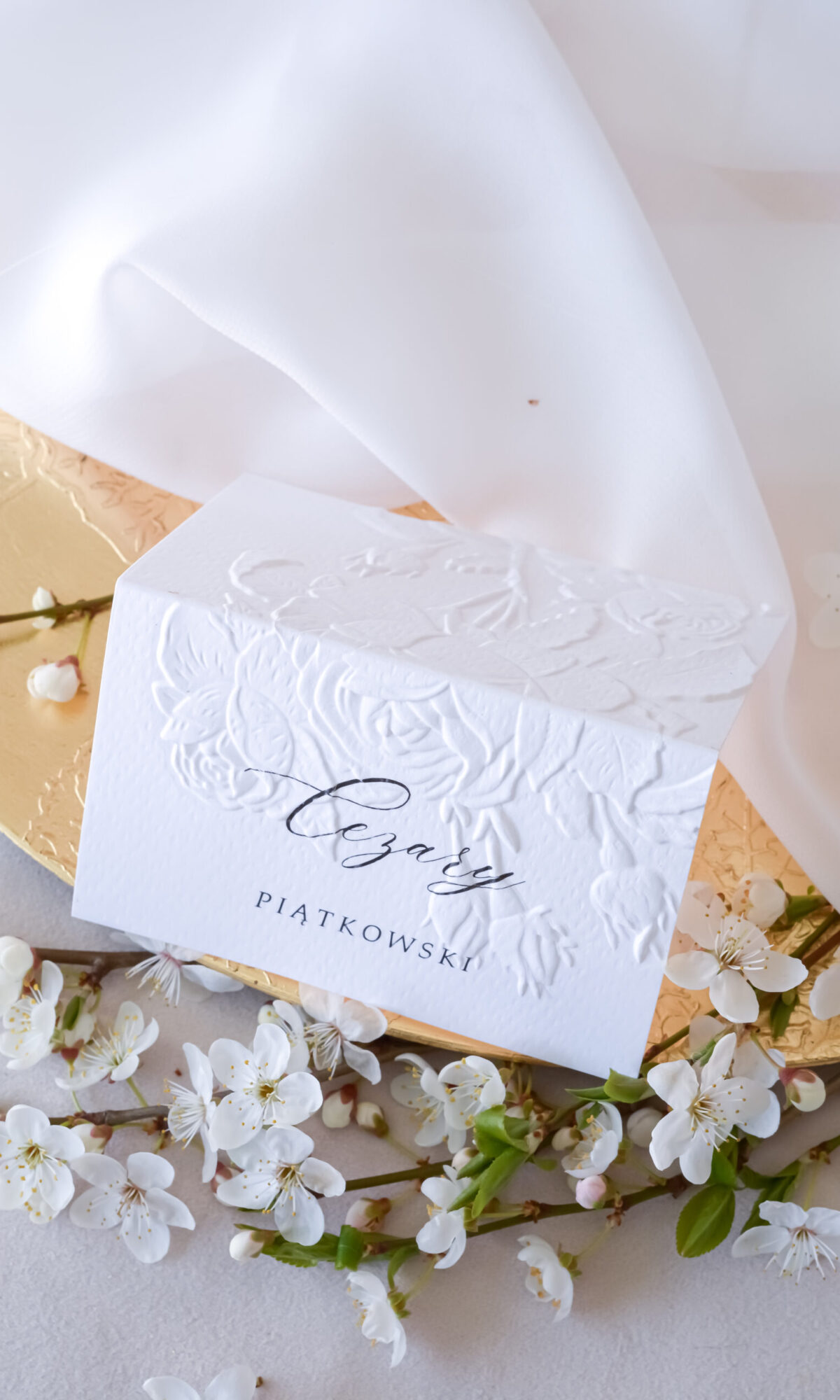 Rustykalne winietki tłoczone - białe WI-41