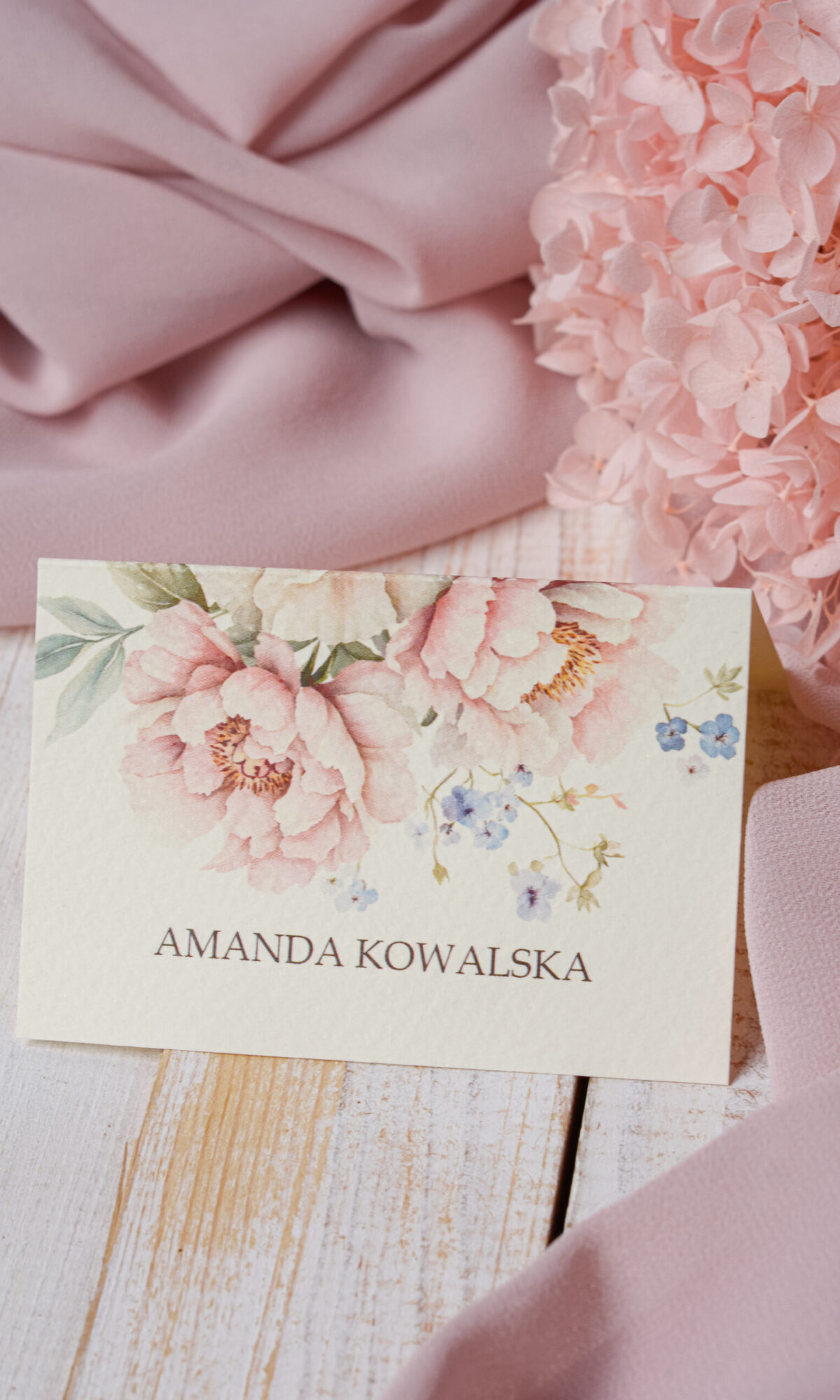 Kremowe winietki z motywem kwiatowym WI-46