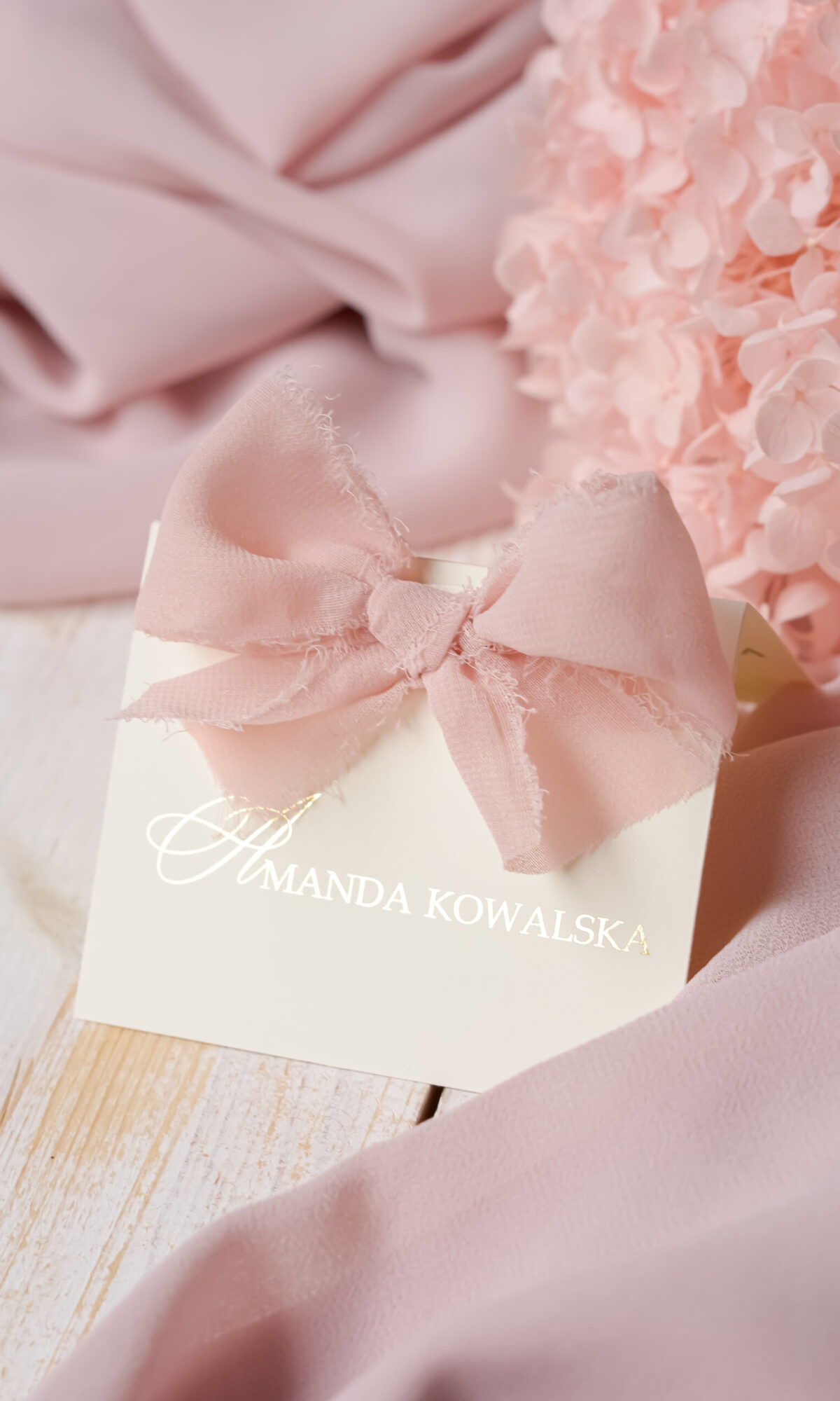 Kremowa winietka z kokardą WI-54