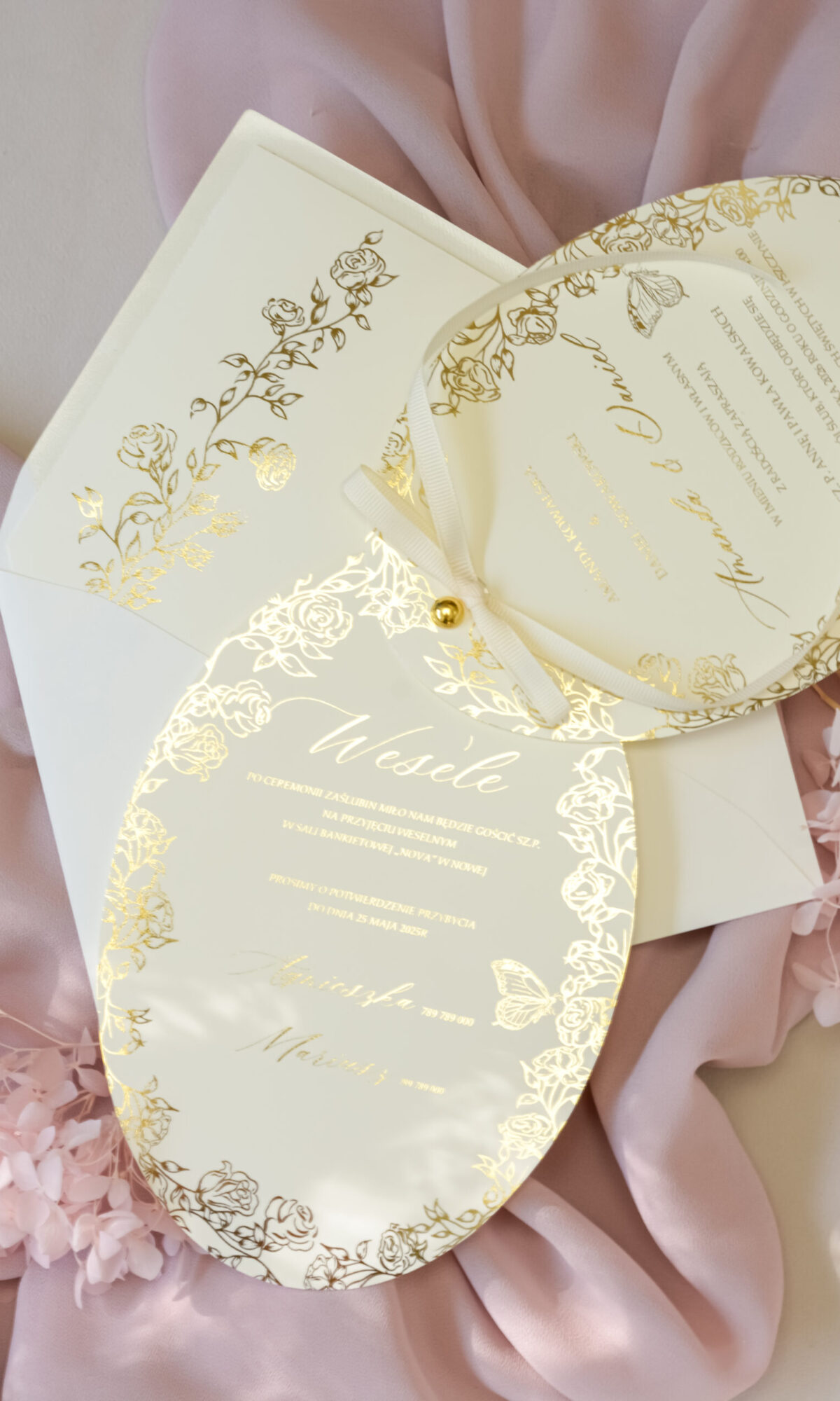 Okrągłe, nowoczesne zaproszenia ślubne złocone Wz- 22