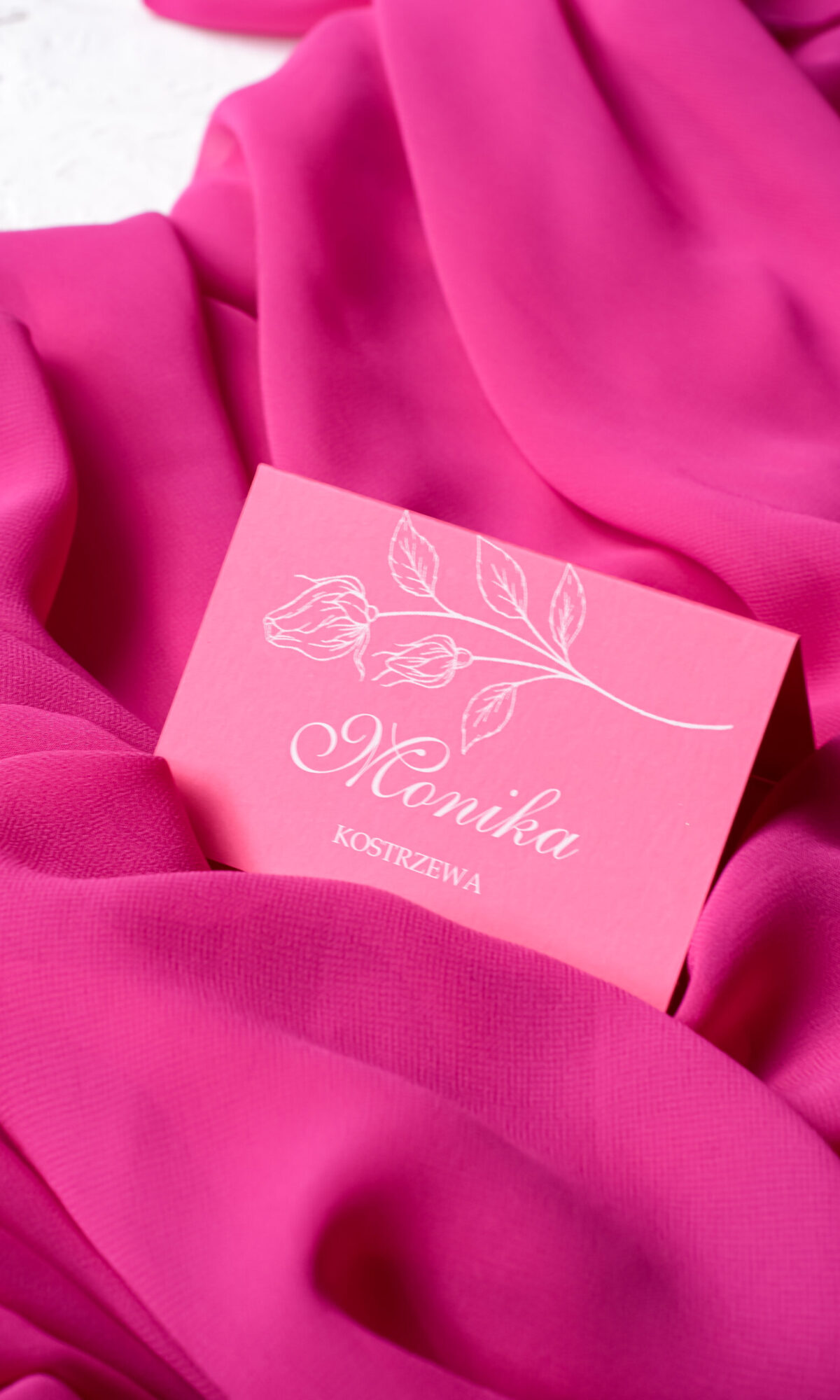 Winietka ślubna z białym drukiem - fuksja WI-51