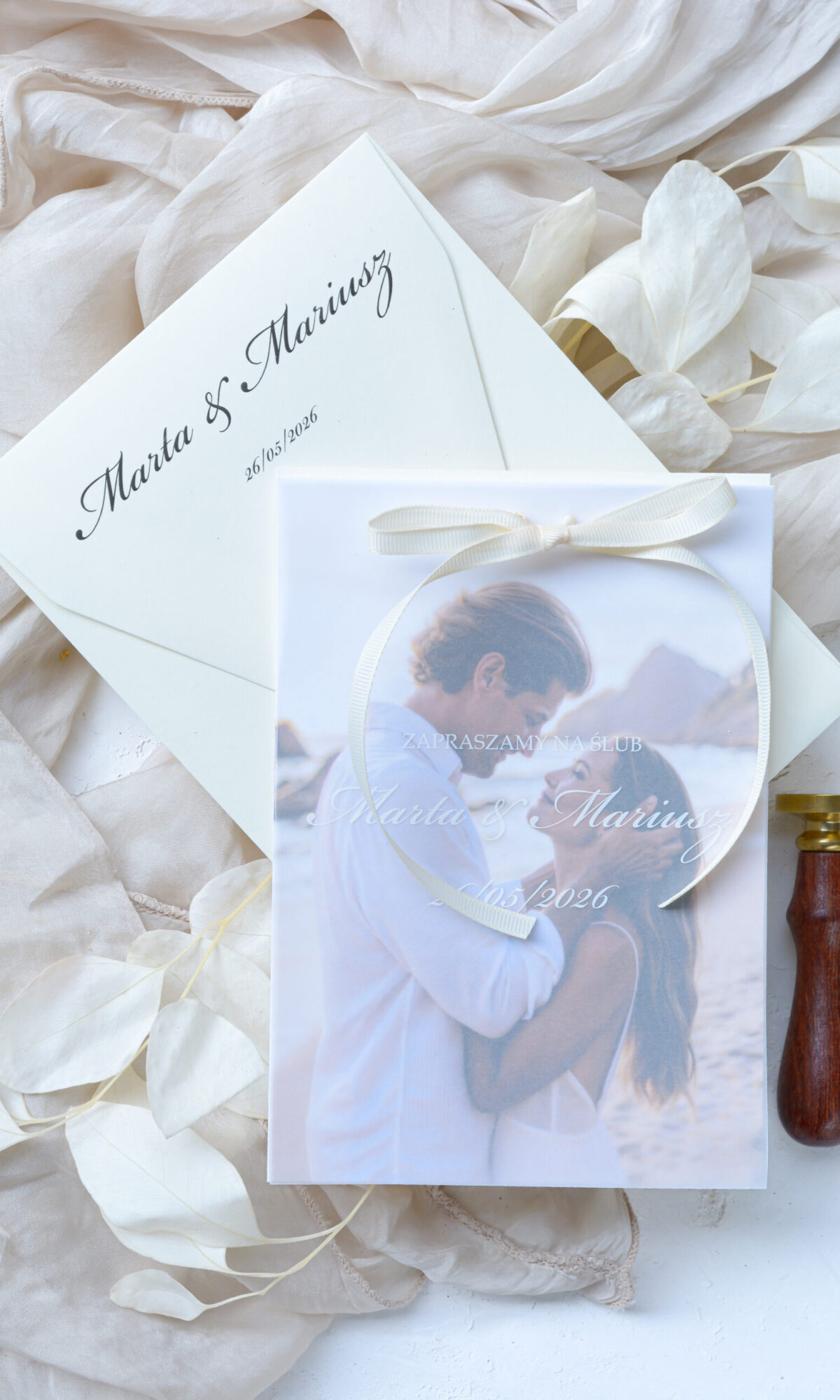 Kremowe zaproszenia ślubne ze zdjęciem Wz-159