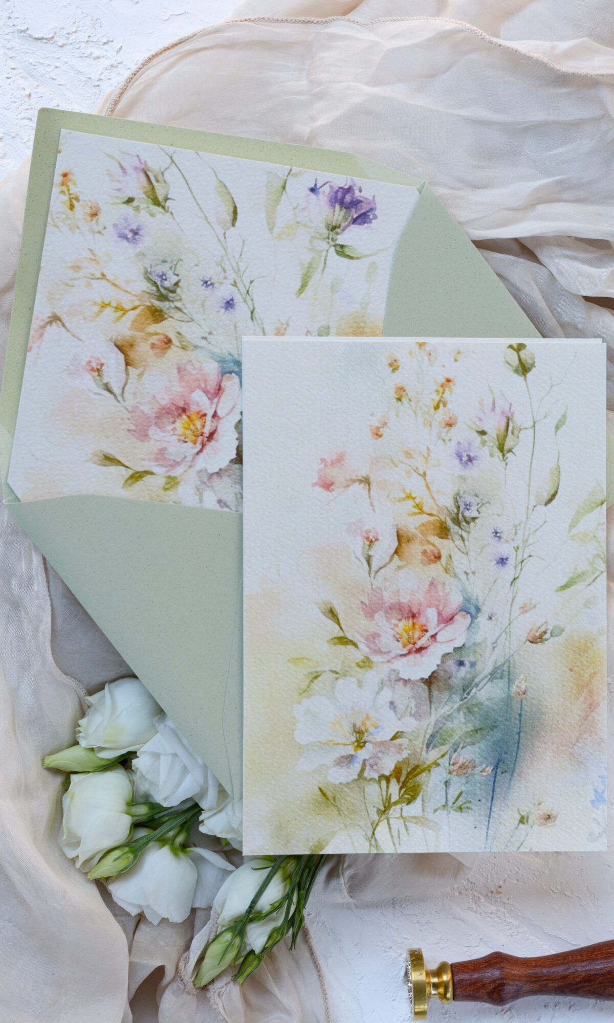 Zaproszenia ślubne z motywem polnych kwiatów Wz-135