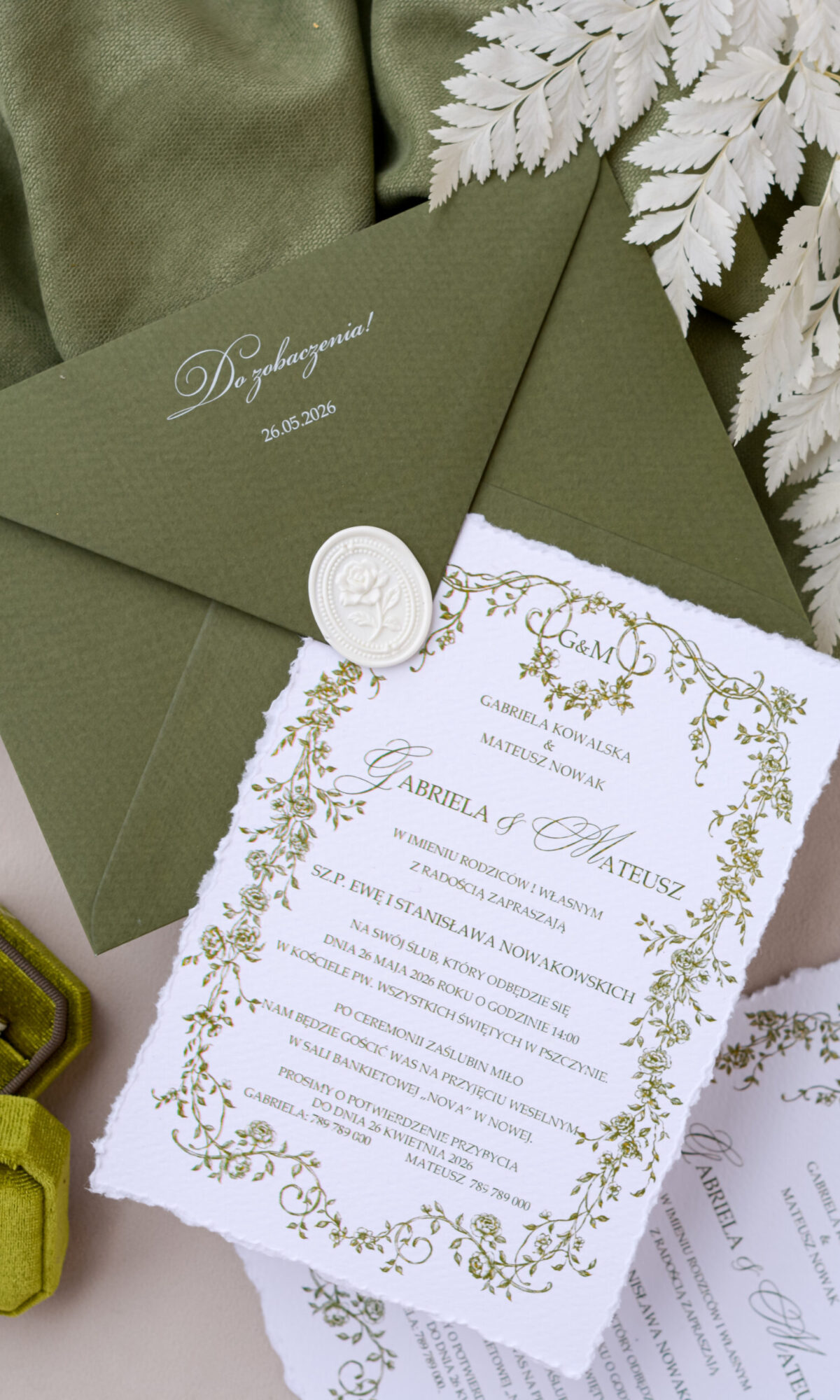 Minimalistyczne, oliwkowe zaproszenia ślubne Wz-175